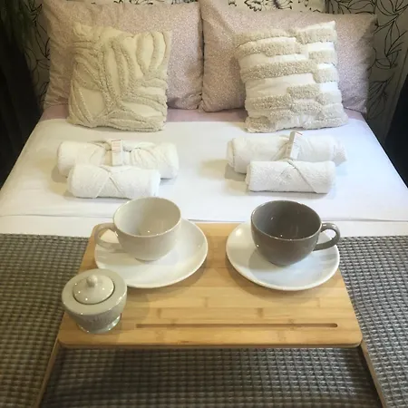 Appartement Slow Life Avec Cour, Au Coeur Du Vieux Village