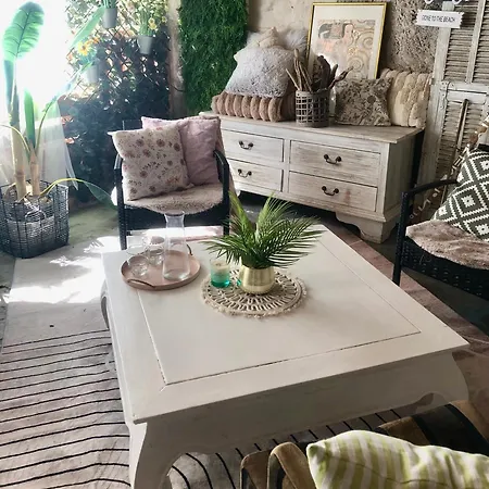 Studio Slow Life Avec Cour, Au Coeur Du Vieux Village