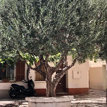 Appartement Slow Life Avec Cour, Au Coeur Du Vieux Village Saint-Laurent-du-Var